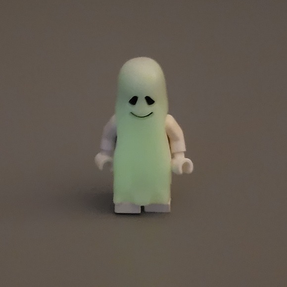 Lego Other - Vintage LEGO Glow in the Dark Ghost Minifigure with Smile Halloween 6617
